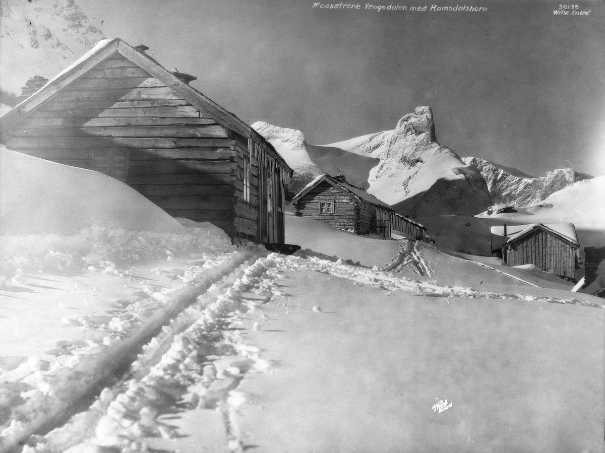 Anders Beer Wilse, Prot: Romsdalen Vinter - Moasæteren med Romsdalshorn