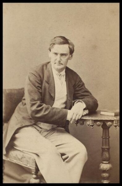 London Stereoscopic and Photographic Company, Guy Little Theatrical Photograph