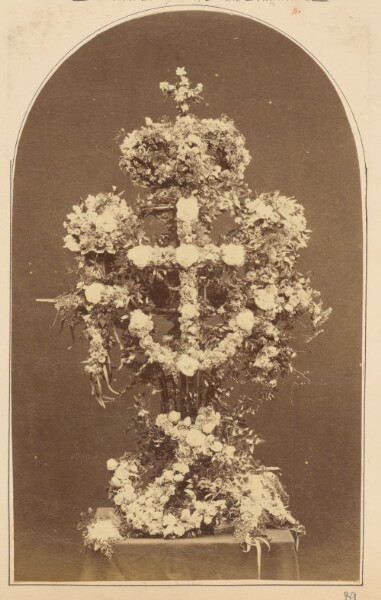Unknown, [Cross of Flowers]