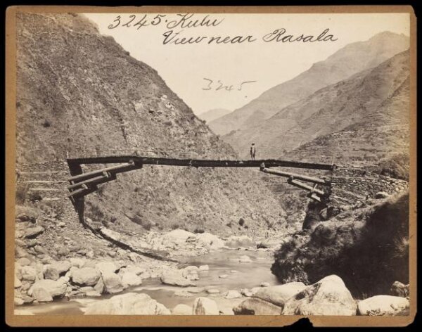 Francis Frith, Kulu.  View near Rasala