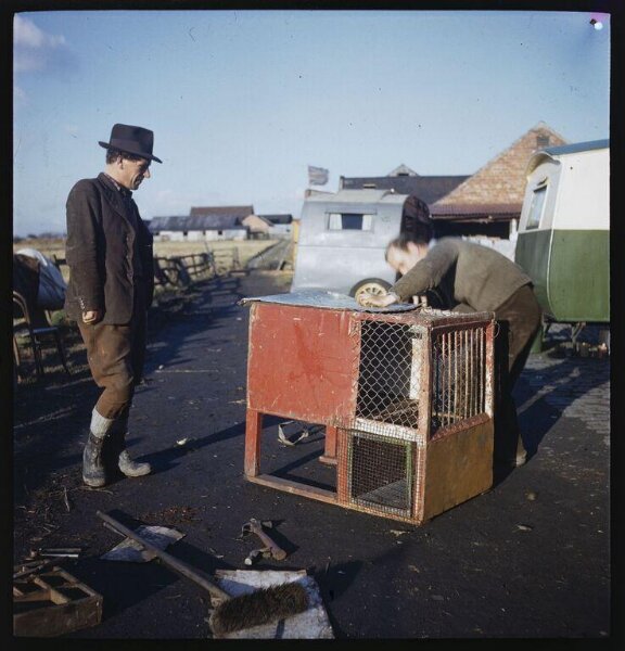 Hinde, John Wilfrid, two men fixing a chicken coop