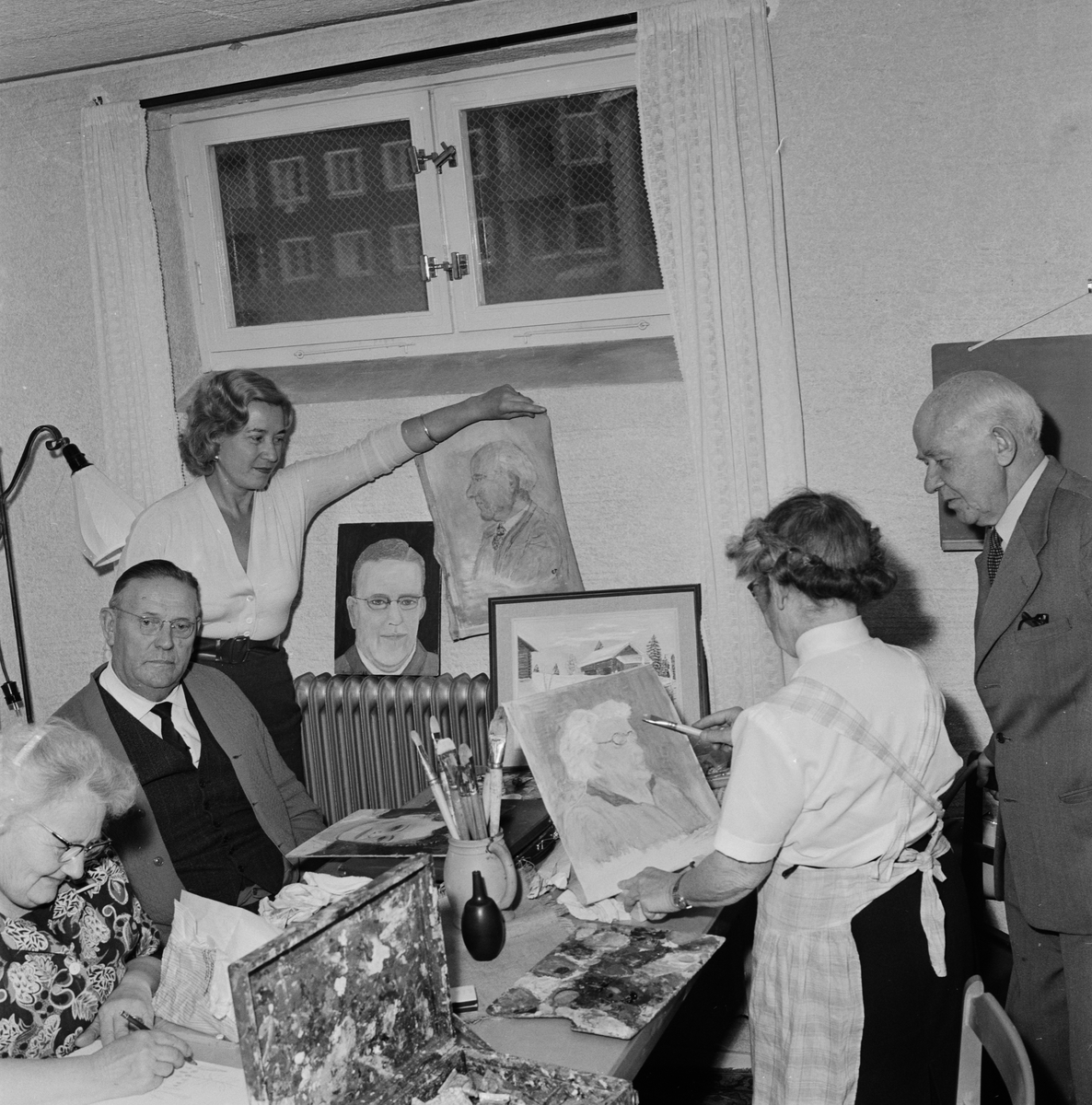 Uppsala-Bild, “Pensioners fully employed,” Uppsala October 1960