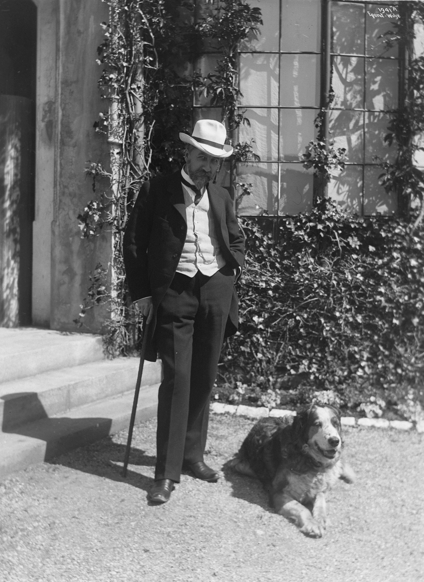 Anders Beer Wilse, Prot: Gamlehaugen Chr. Michelsen med sin hund 8/6