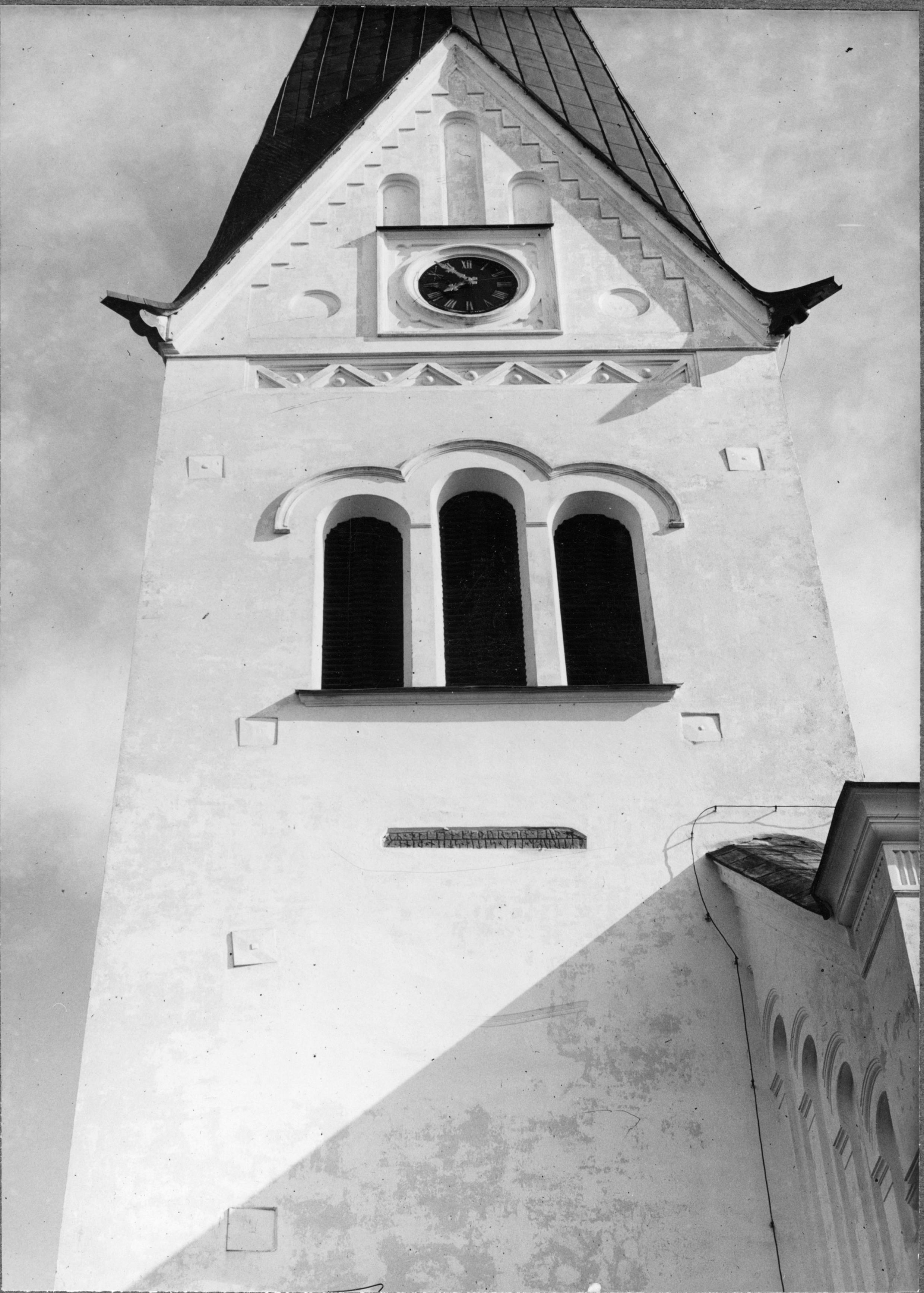 Nils Åzelius, Högsby kyrka