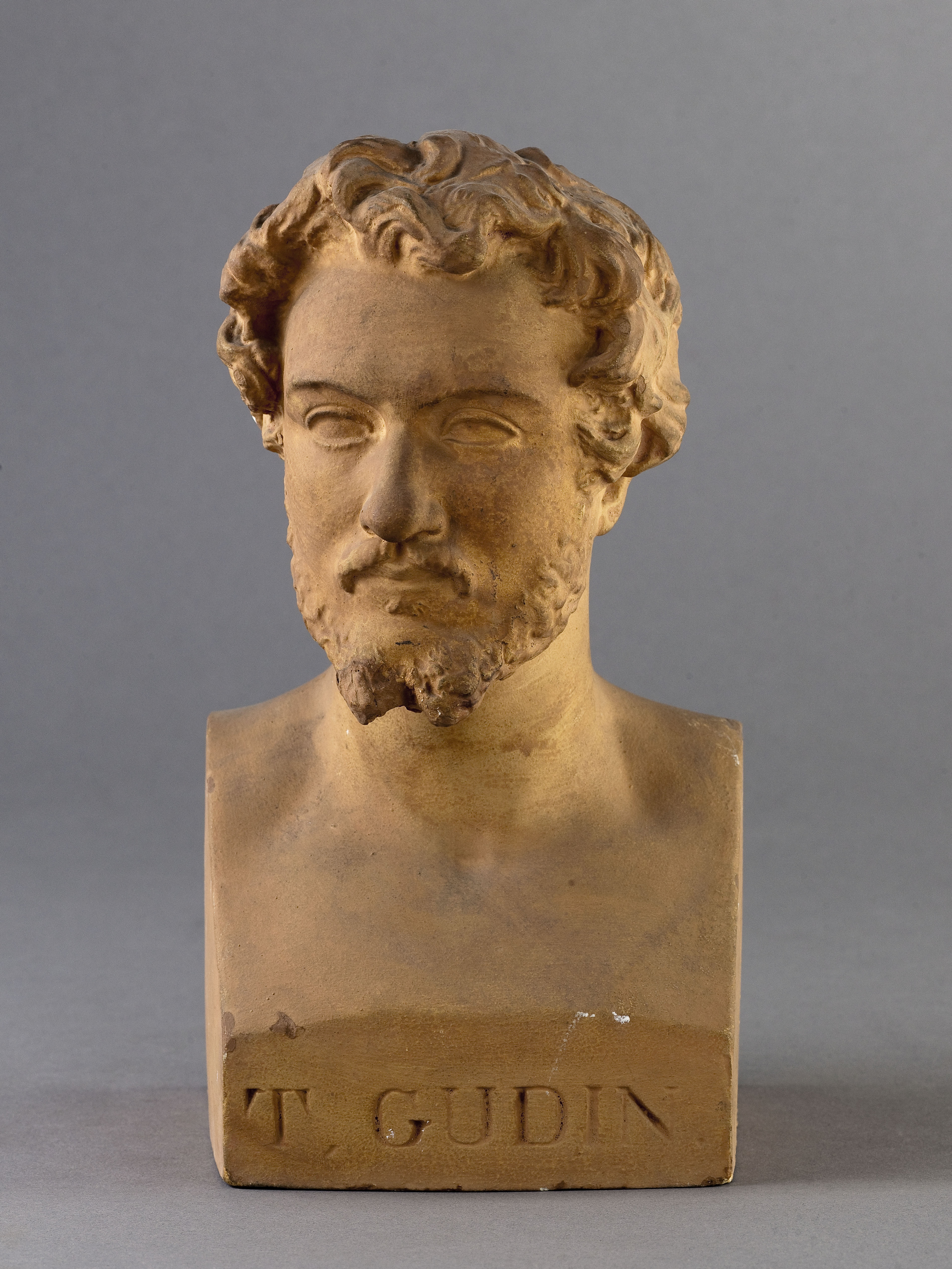 Jean Pierre Dantan, Portrait sérieux du peintre de marines, Théodore Gudin (1802-1880).