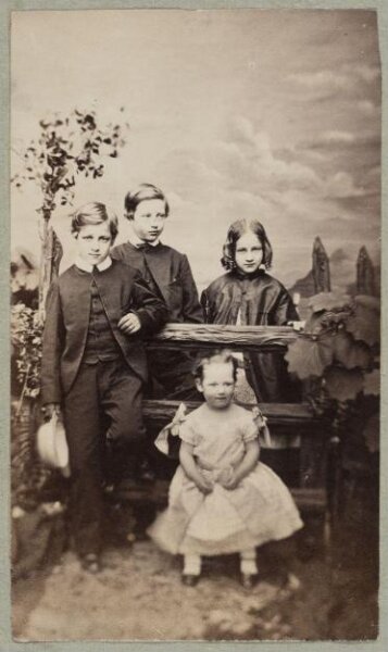 Unknown, Carte-de-visite photographs (32). Four photographs  are dry mounted on each sheet.