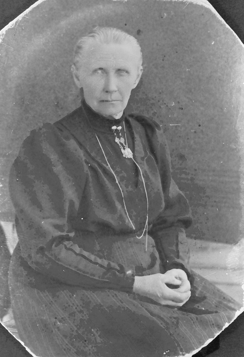 Ukjent, Portrett av kvinne - Kathrine Elisabeth Aas, født 1854