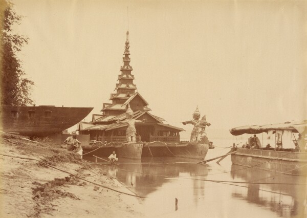 Felice Beato, The Floating Palace on the Irrawaddy River