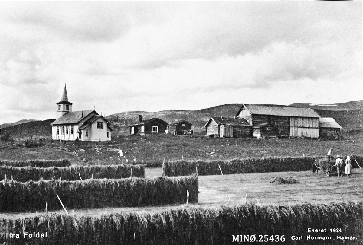Carl Gustav Normann, Folldalskirken og Klokkerhaugen.