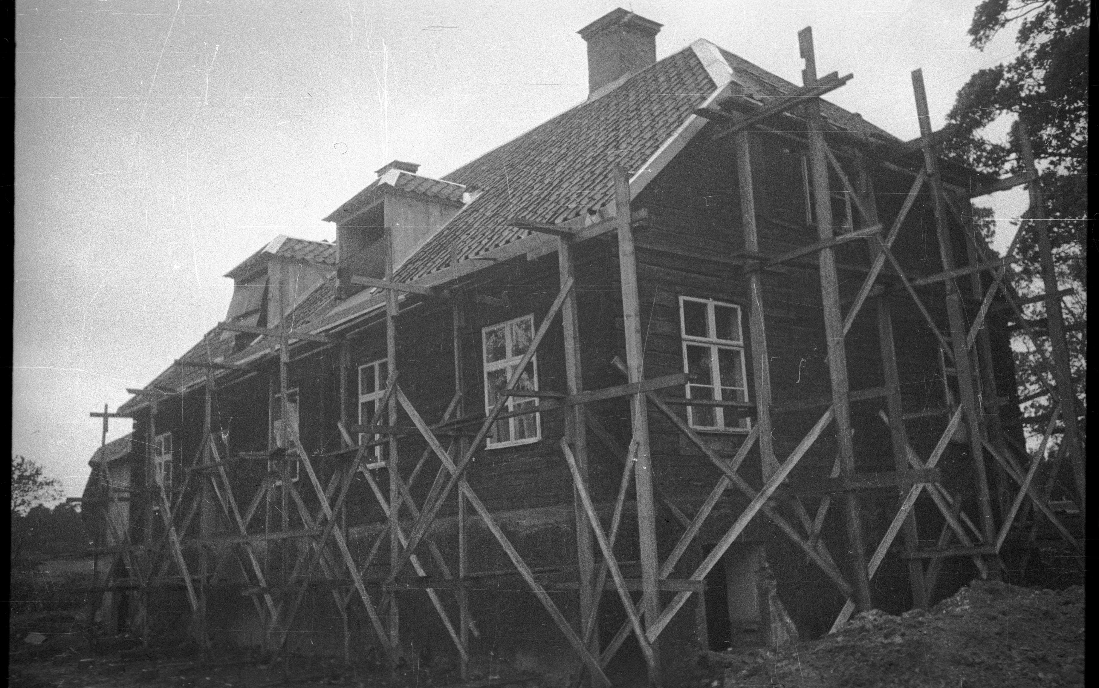 Berit Wallenberg, Lovö prästgård
