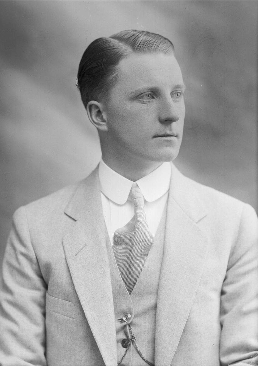 Gustav Borgen, NFB.09913