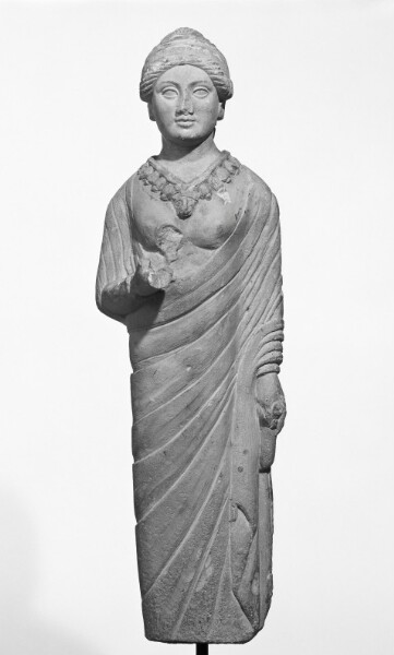 Unknown, Statuette of a Young Woman