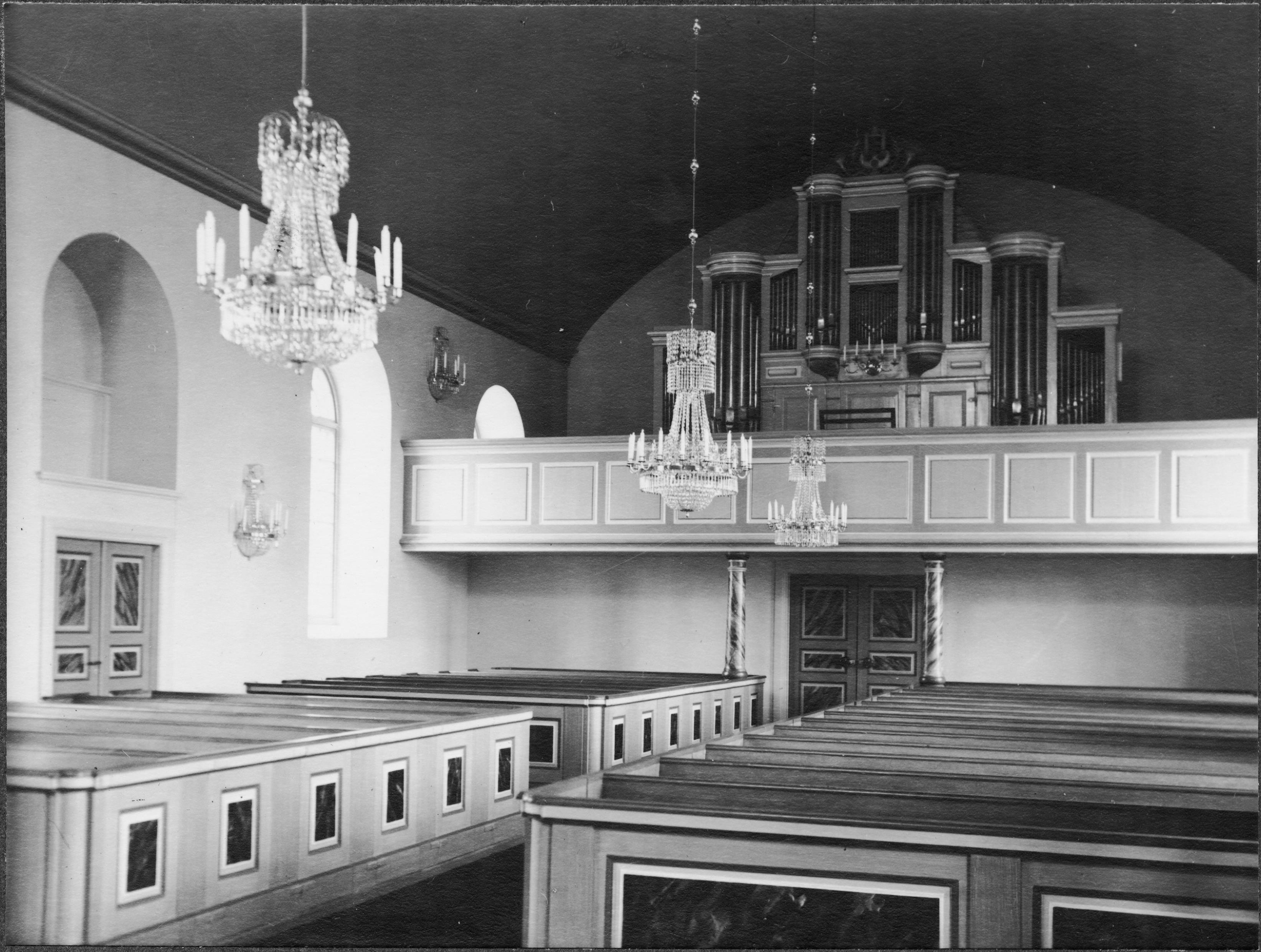 Adolf Niklasson, Trässbergs kyrka