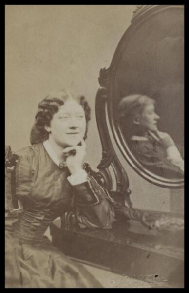 Beau, Adolphe, Guy Little Theatrical Photographs