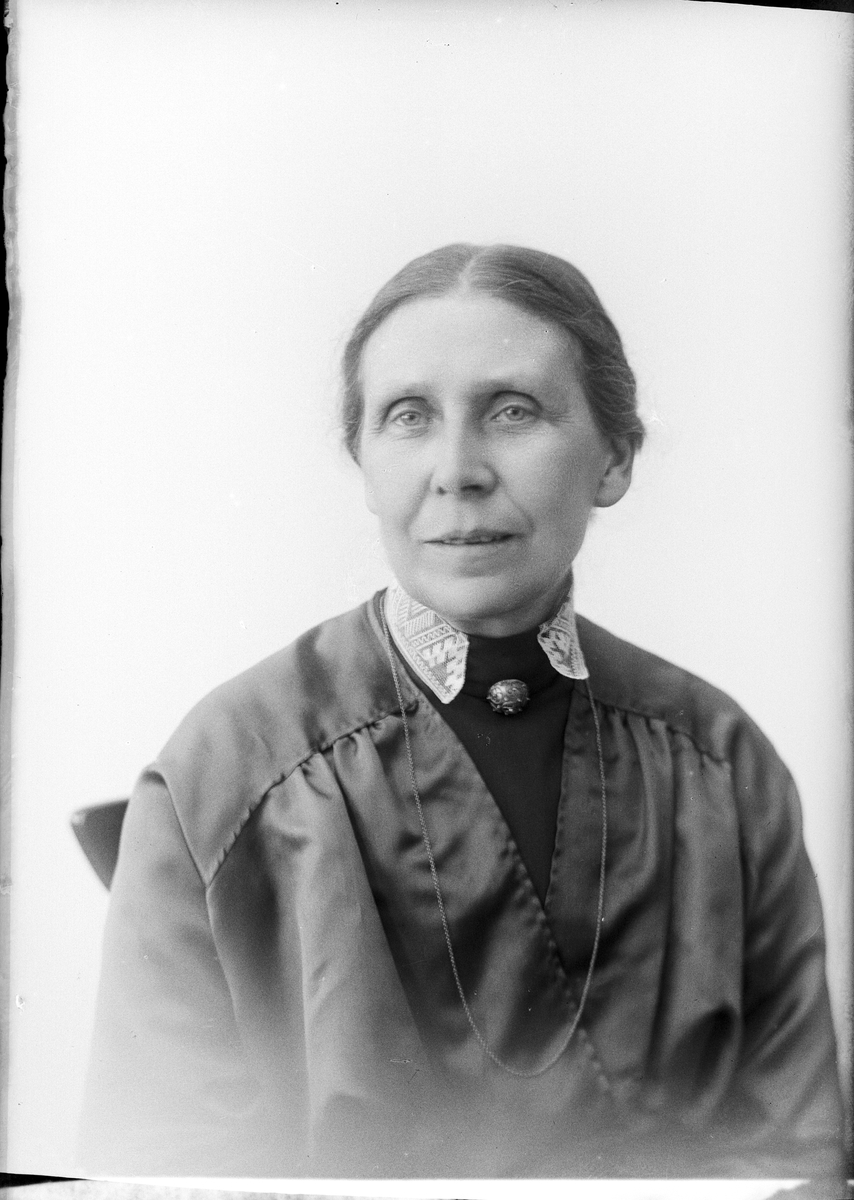 Skötsner-Edhlund, “Mrs” Ringensson of Östhammar, Uppland 1922