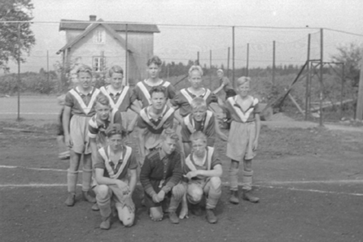 Anno Domkirkeodden, GRUPPE 11 GUTTER, FOTBALLAG