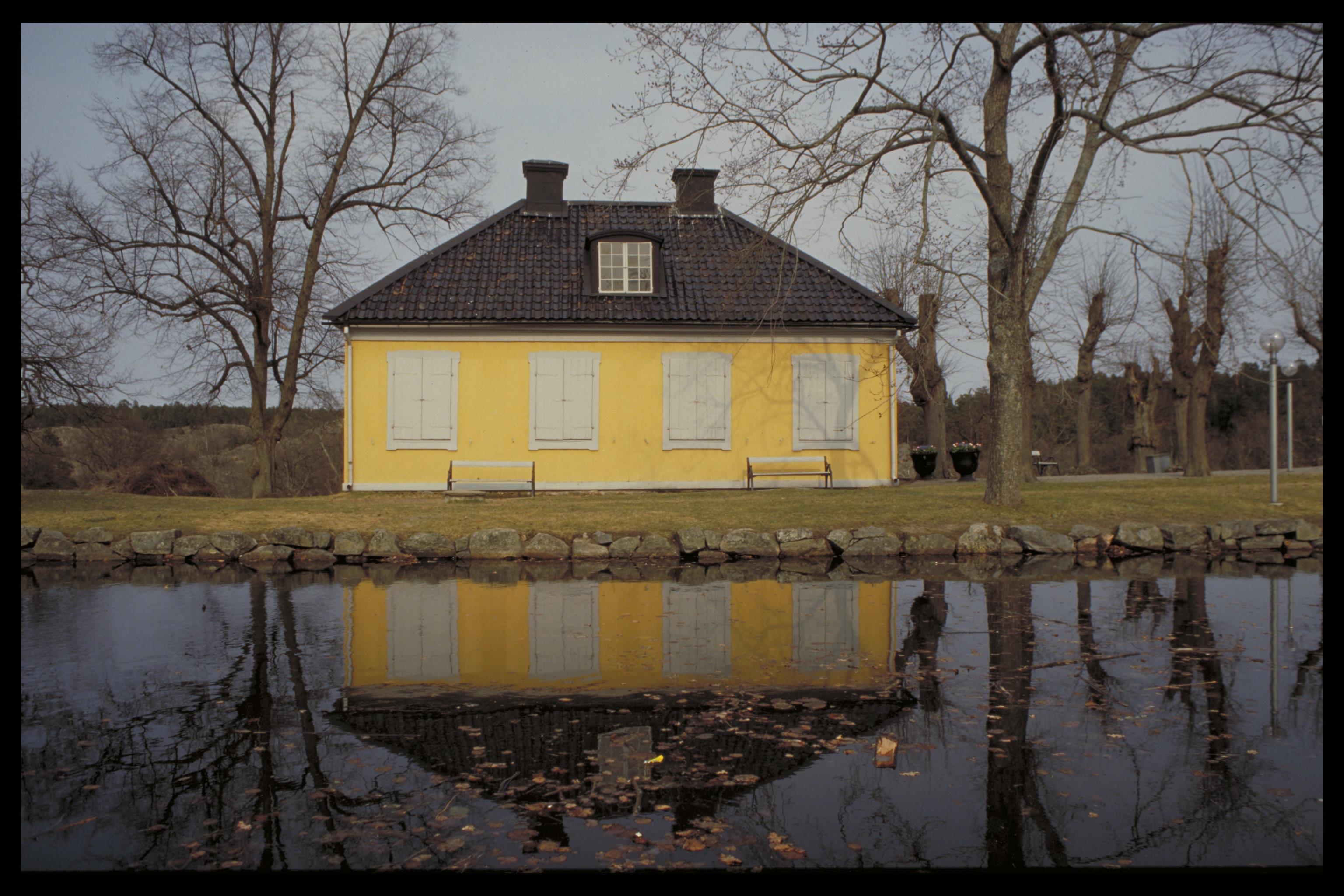 Bengt A Lundberg, Nyckelvikens herrgård