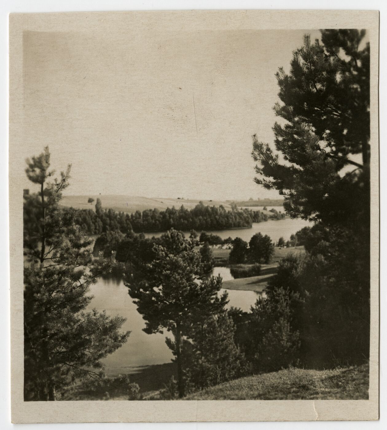 Nežinomas fotografas, Stereoskopinės fotografijos fragmentas.Dzūkija. Galsto ežeras