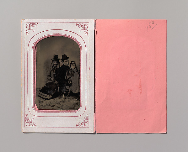 Unknown, [Two Women and a Child]