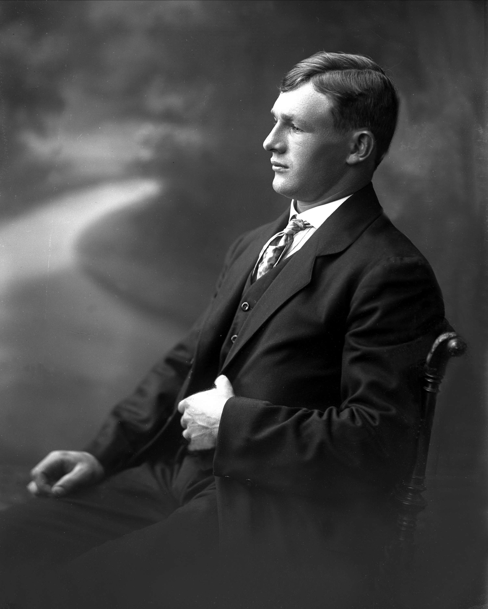 Gustav Borgen, NFB.33148