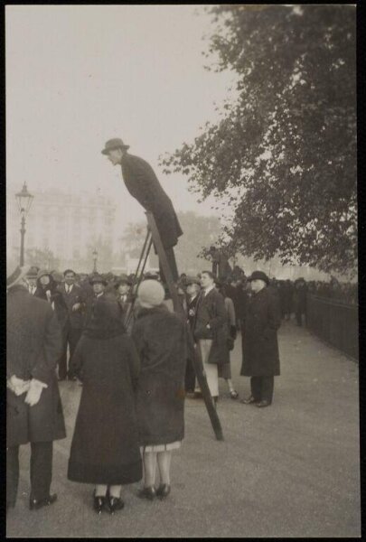 Hoppé, Emil Otto, Hyde Park Orator on Political Socialist
