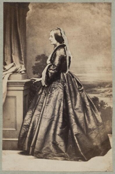 Unknown, Carte-de-visite photographs (480). Four photographs  are dry-mounted to each sheet (120).