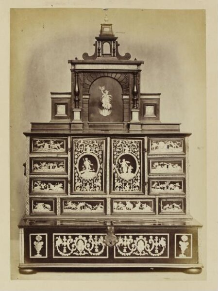 Franck, Photograph