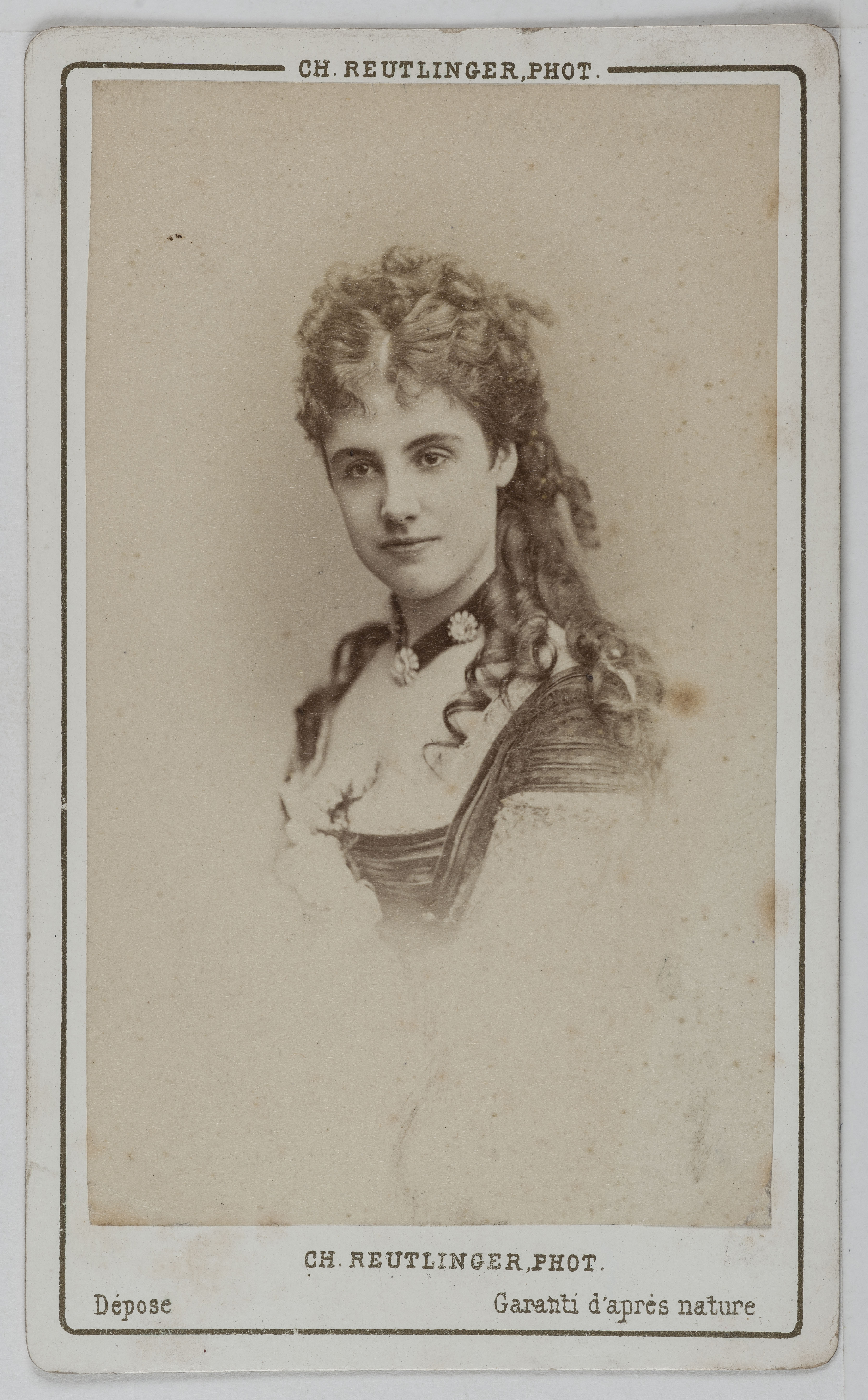 Charles Reutlinger, Portrait de Nelson, actrice au théâtre de la Porte Saint-Martin, au théâtre des Variétés et au théâtre Dejazet en 1861.