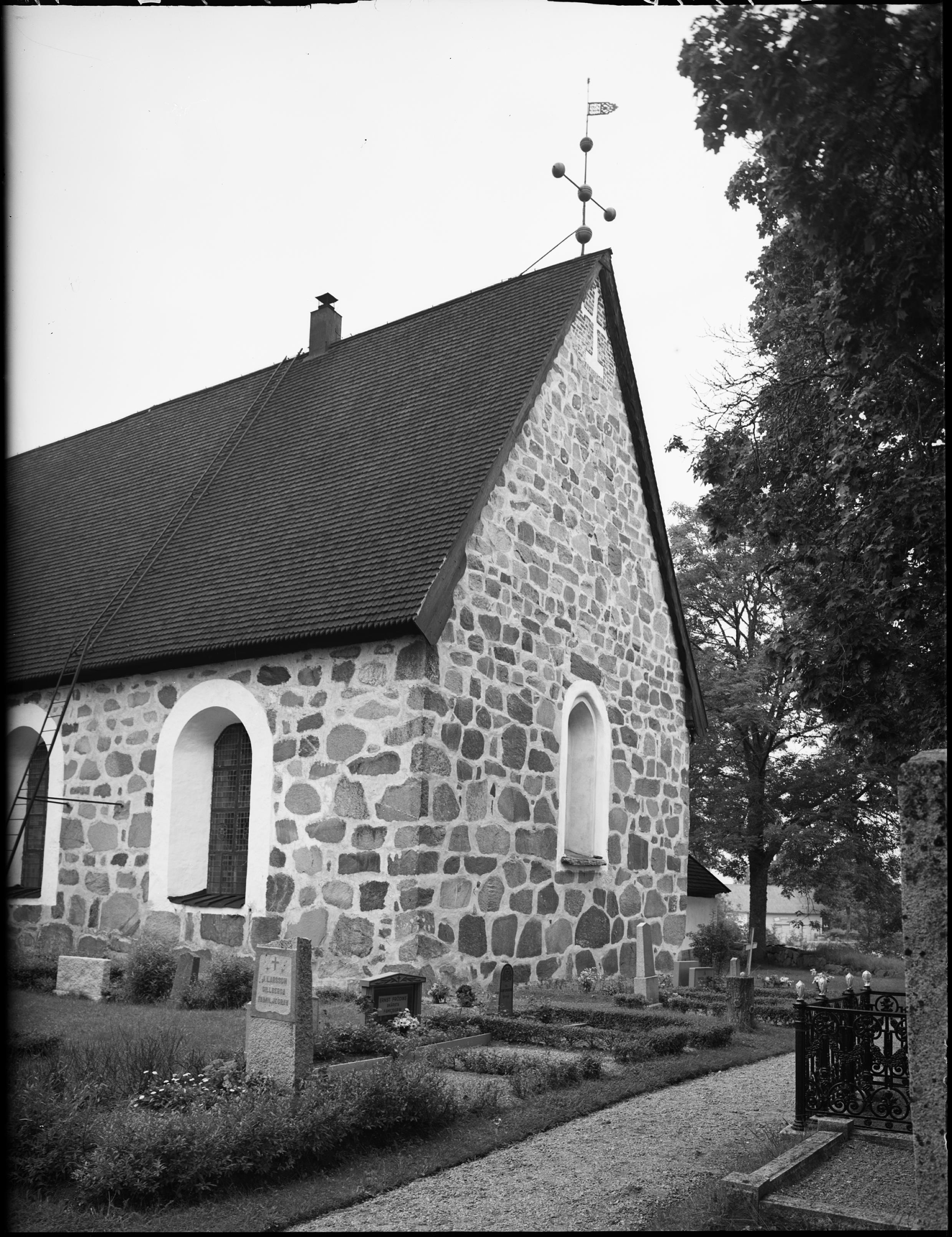 Nils Lagergren, Edebo kyrka