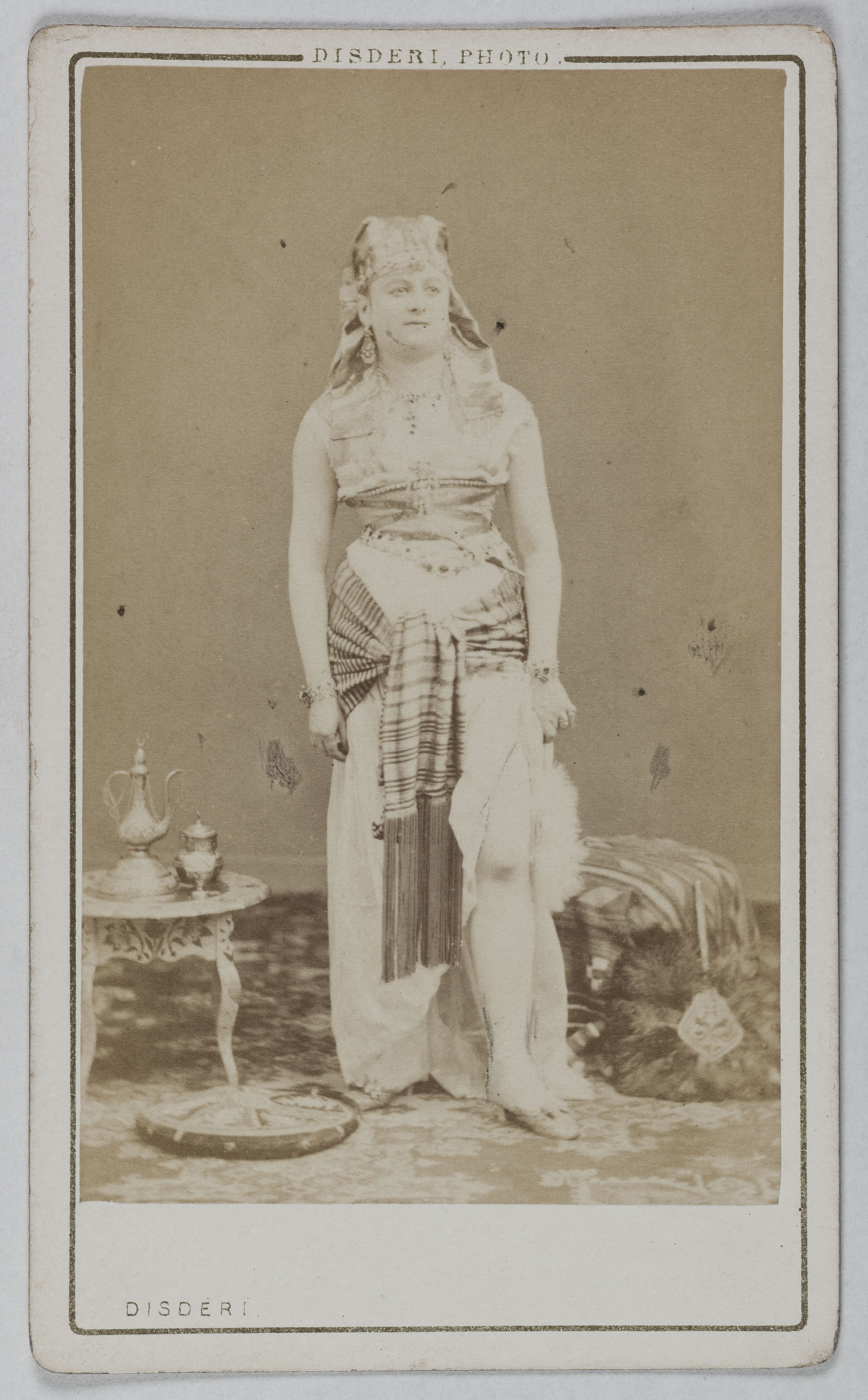 André-Adolphe-Eugène Disdéri, Portrait de Fonti (actrice)