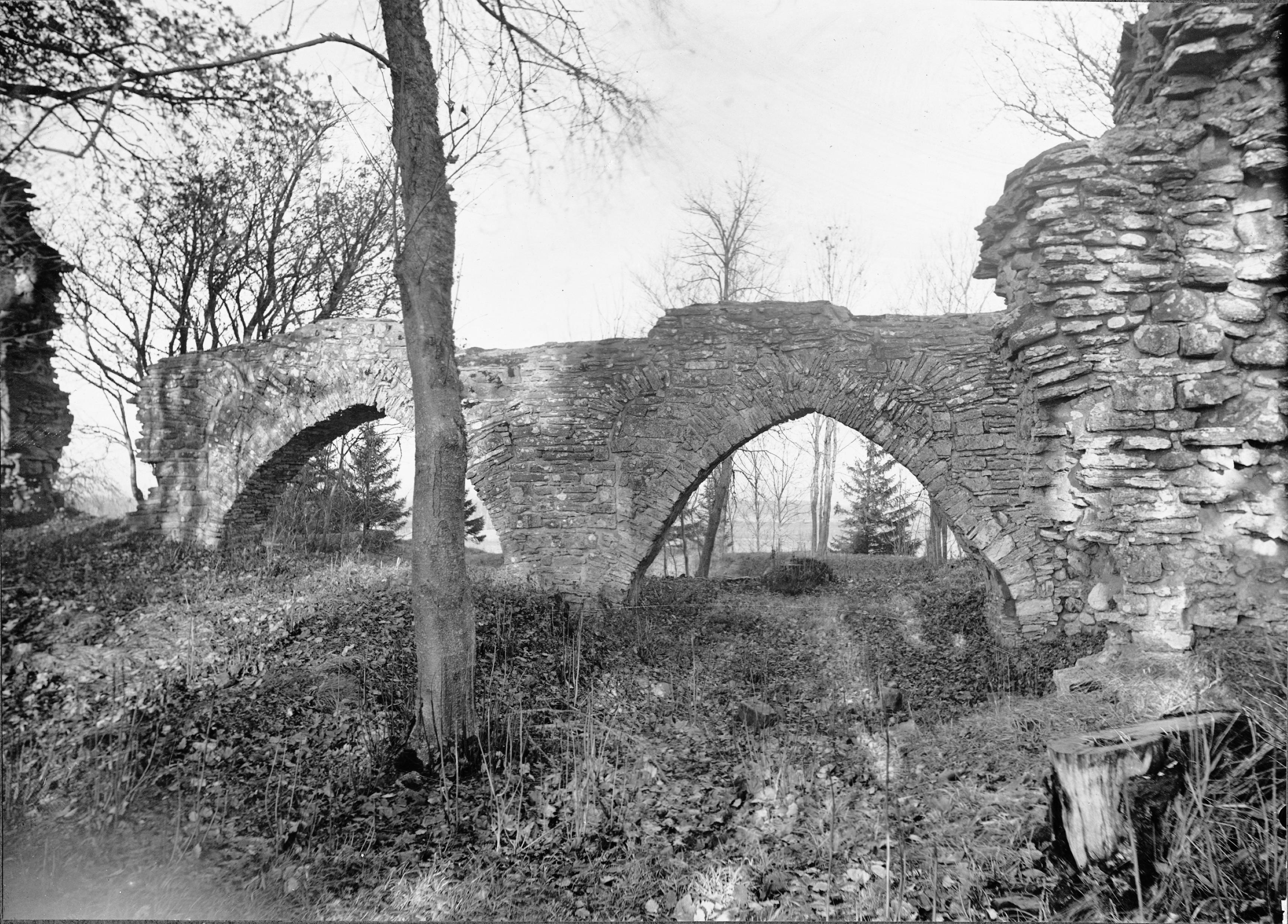 Axel Forssén, Gudhems klosterruin