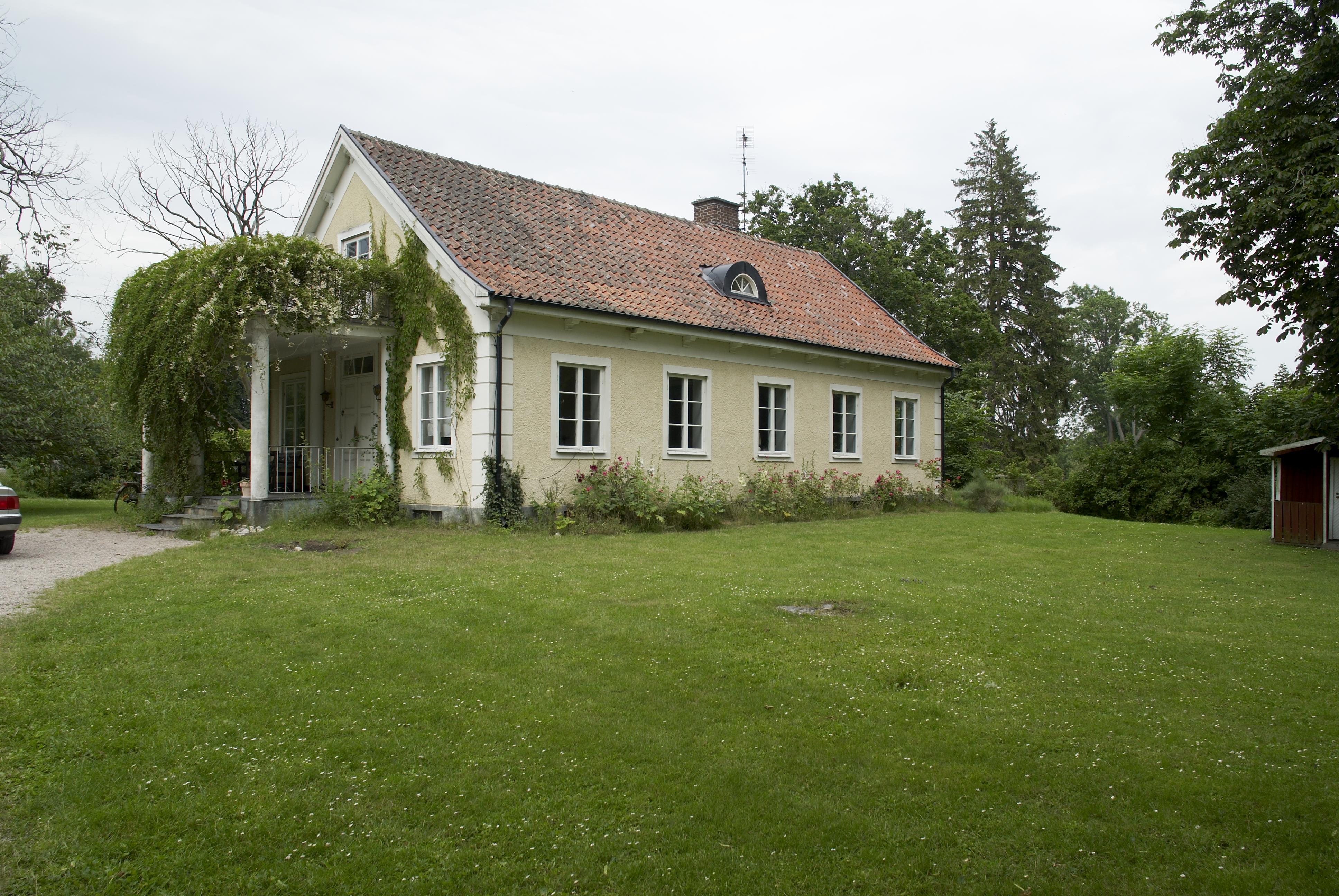 Bengt A Lundberg, Bäckaskogs slott