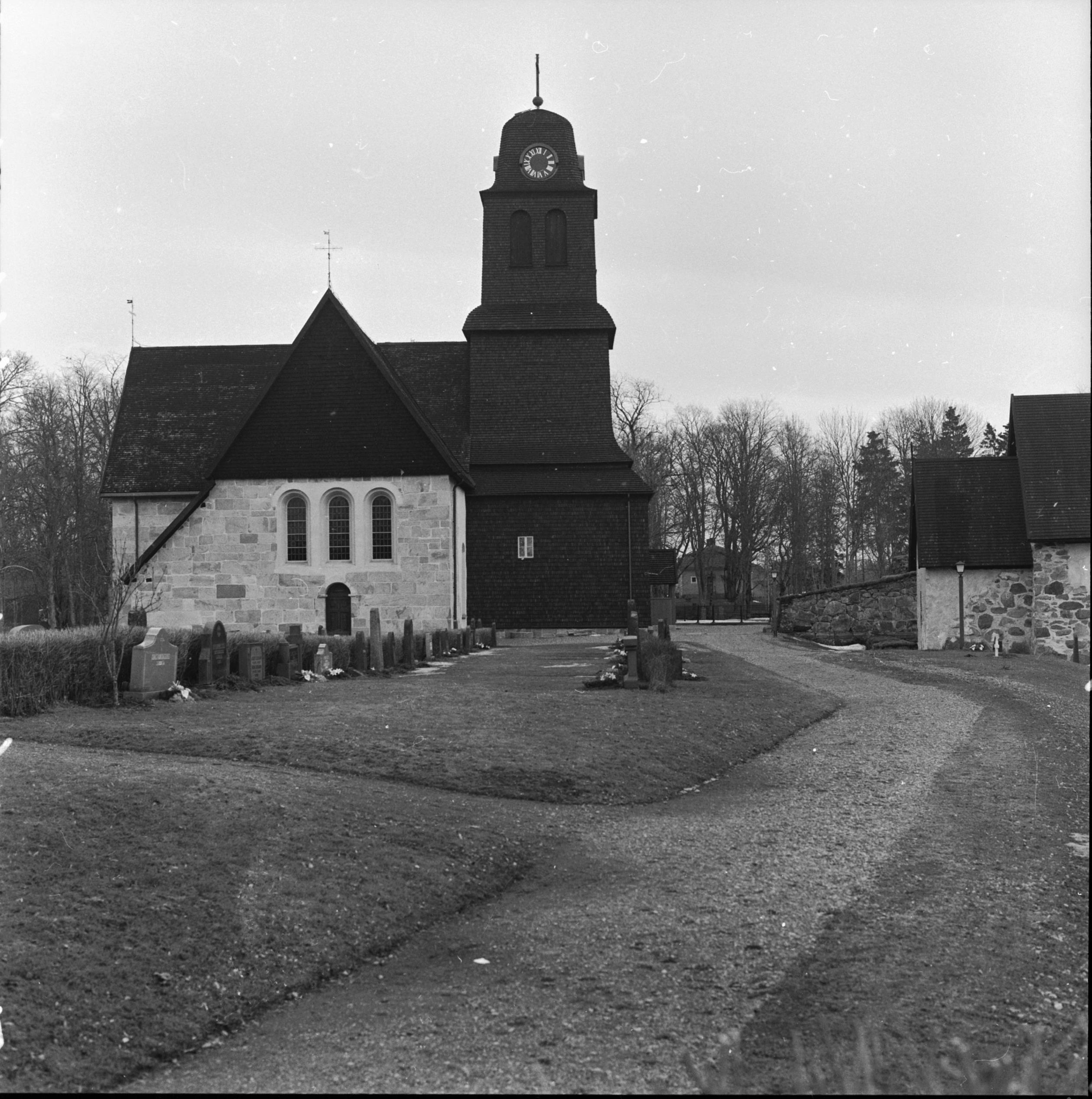 Sören Hallgren, Nydala kyrka (klosterkyrkan)
