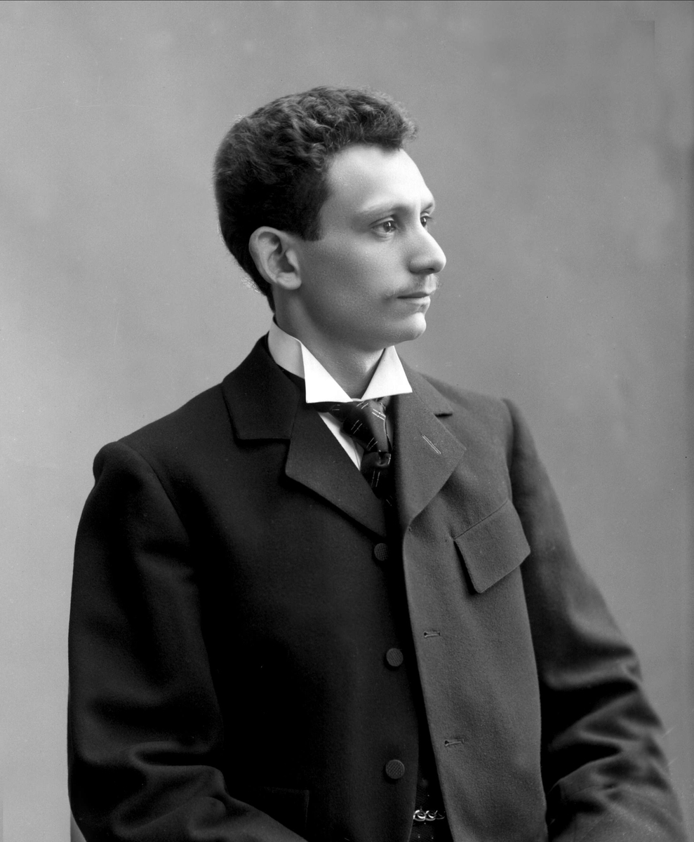 Gustav Borgen, NFB.00748