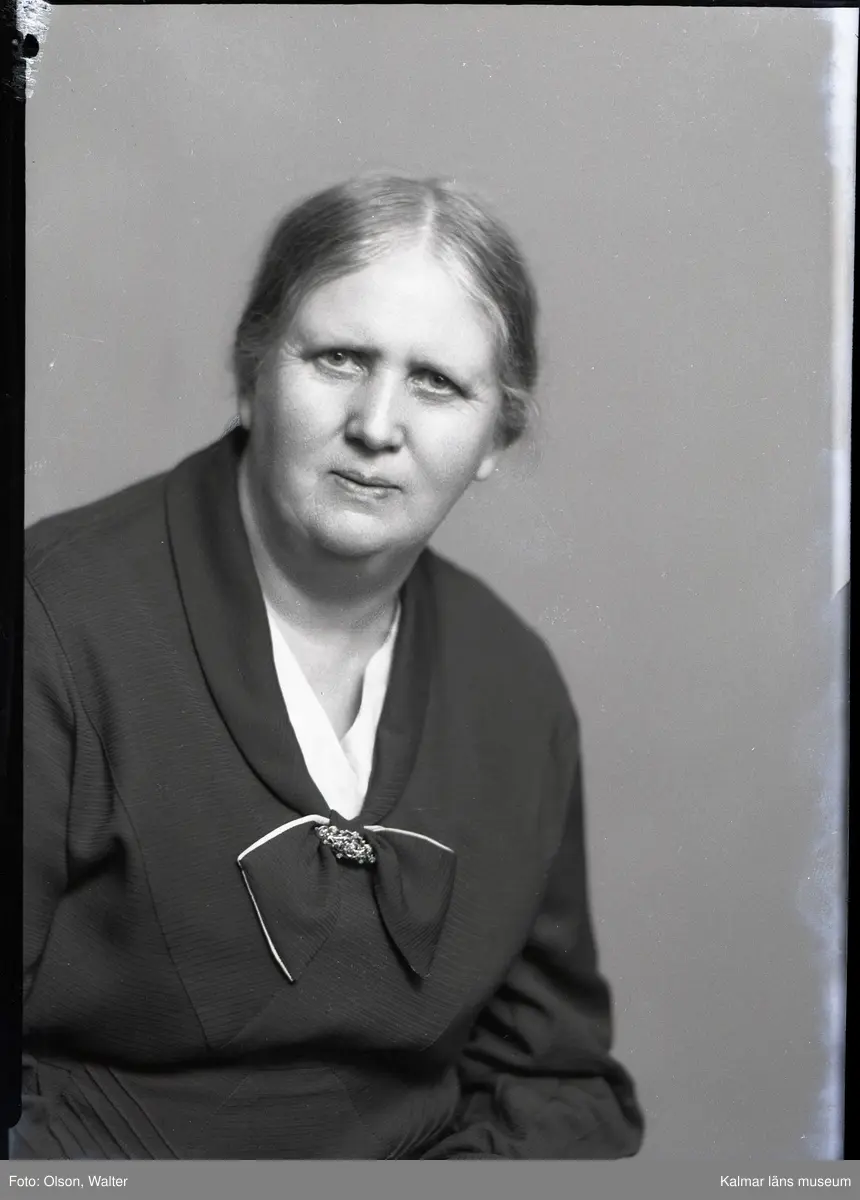 Walter Olson, Beställare: missionär Gerda Andersson, Björkelid, Algutsrum.
