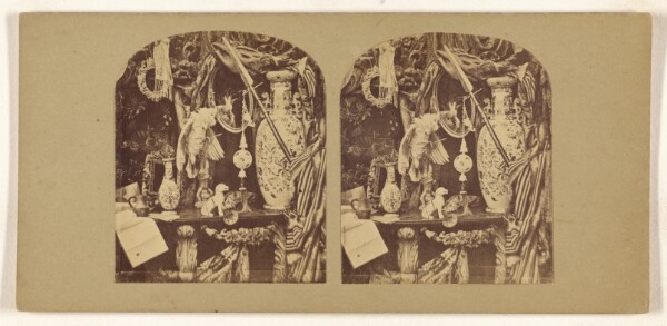 Unknown, [Still life of knickknack]