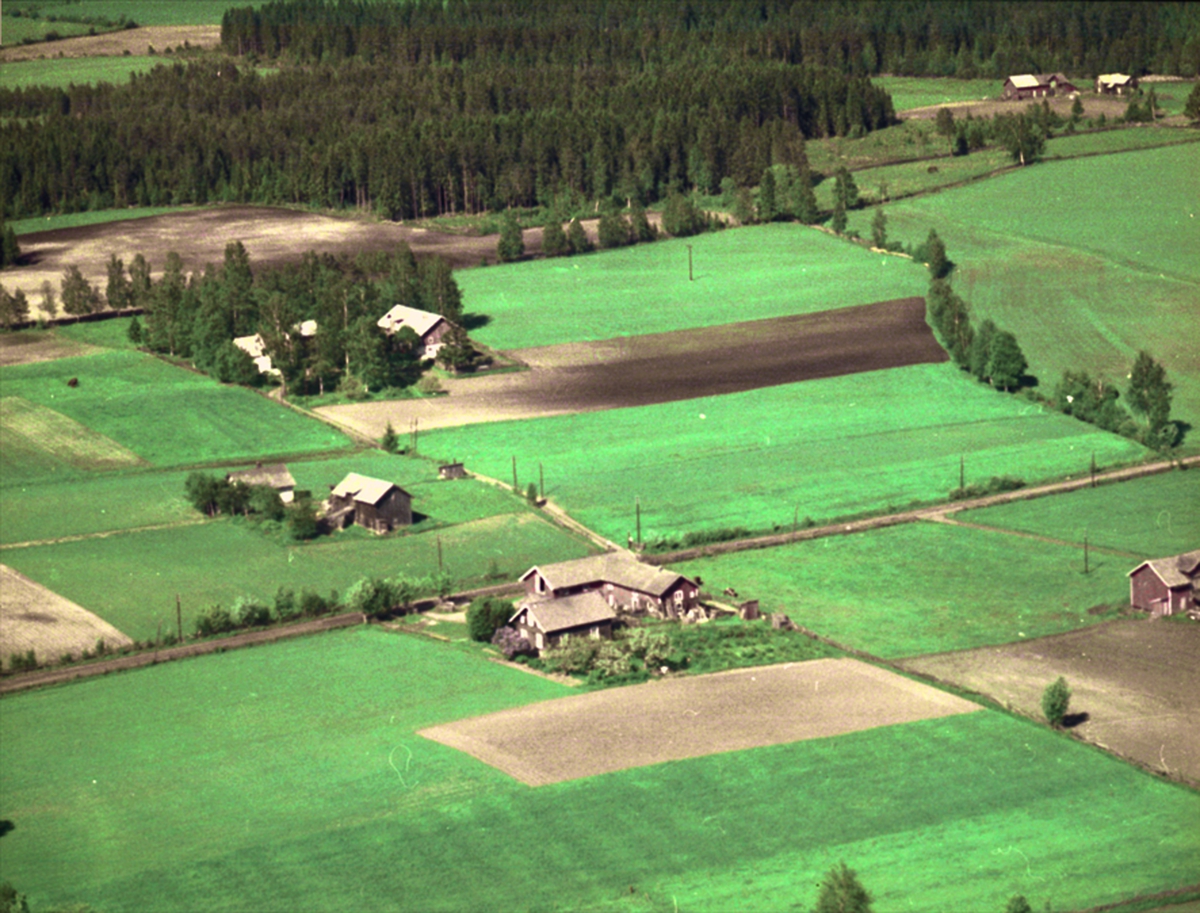 Widerøes Flyveselskap A/S, FLYFOTO JEVNAKER, ILSENG