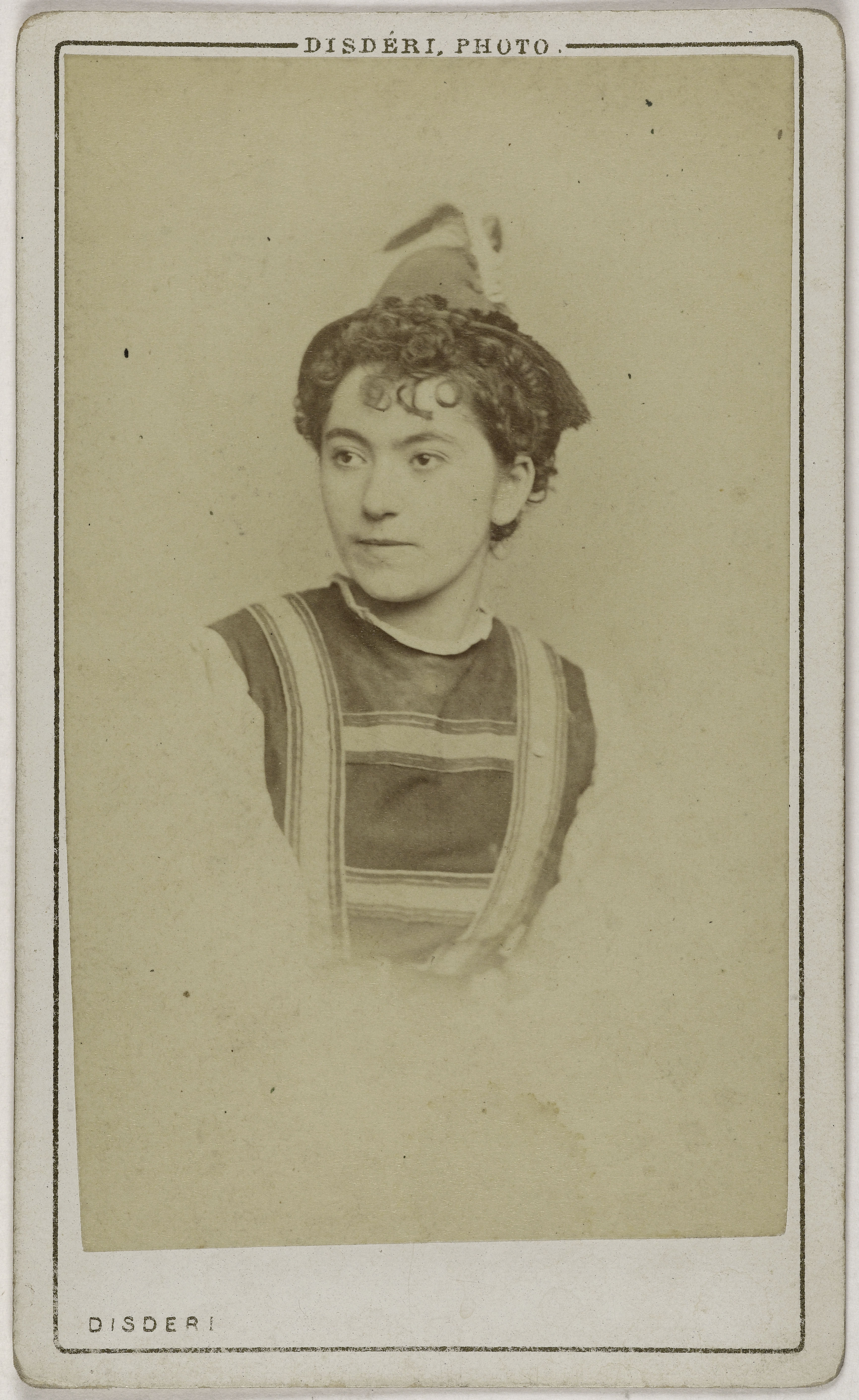 Disderi & Cie, Portrait de Marguerite Debreux (actrice)