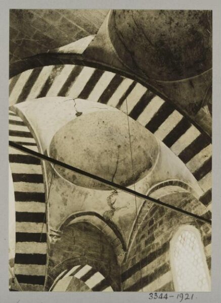 K.A.C. Creswell, Vaulting in angles at the mosque of al-Malika Safiyya, Cairo