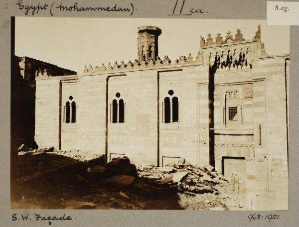 K.A.C. Creswell, The southwest façade of the mosque of Qadi Yahya Zayn al-Din in Bulaq, Cairo