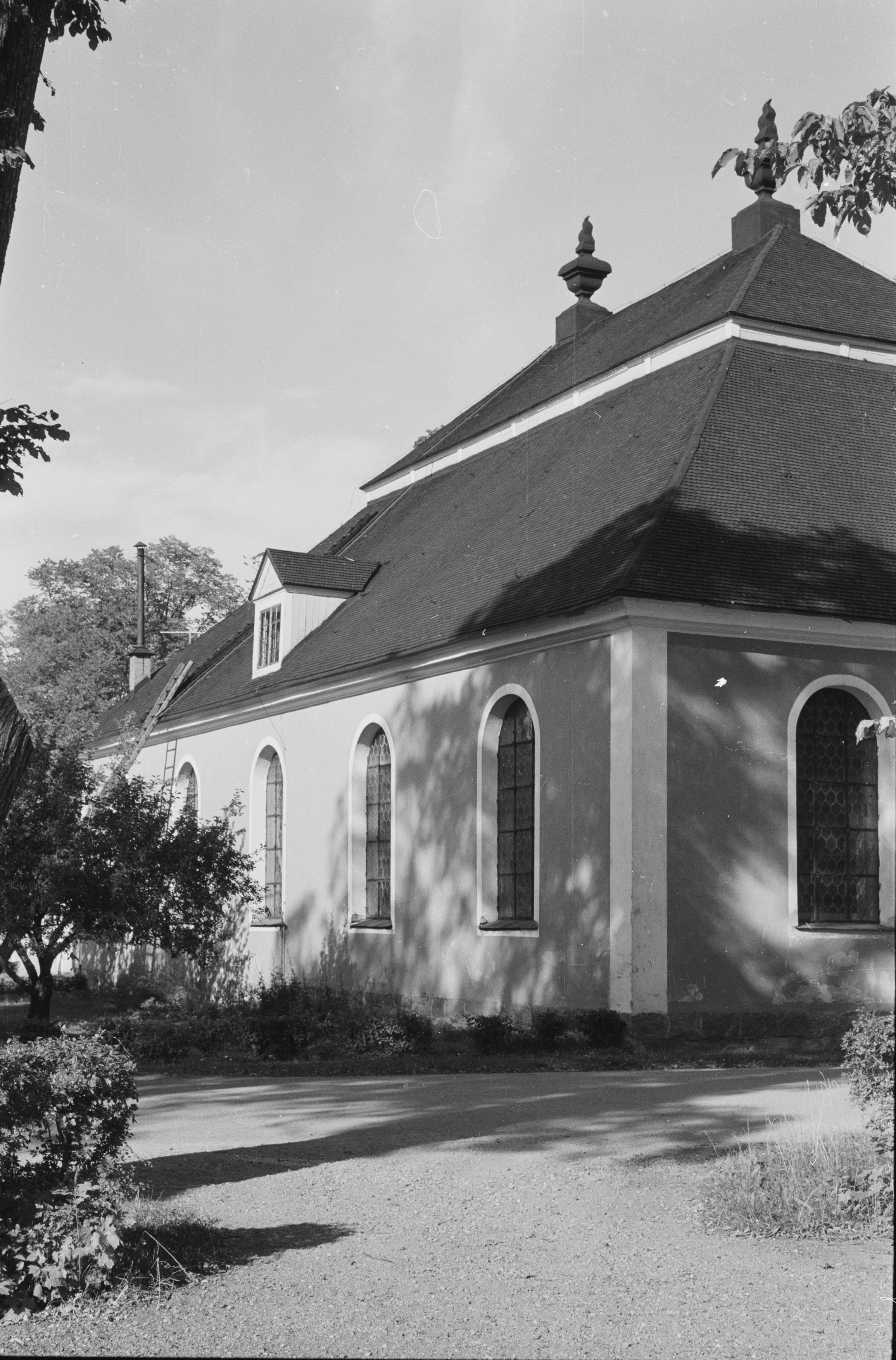 Bertil Berthelson, Lövstabruks kyrka