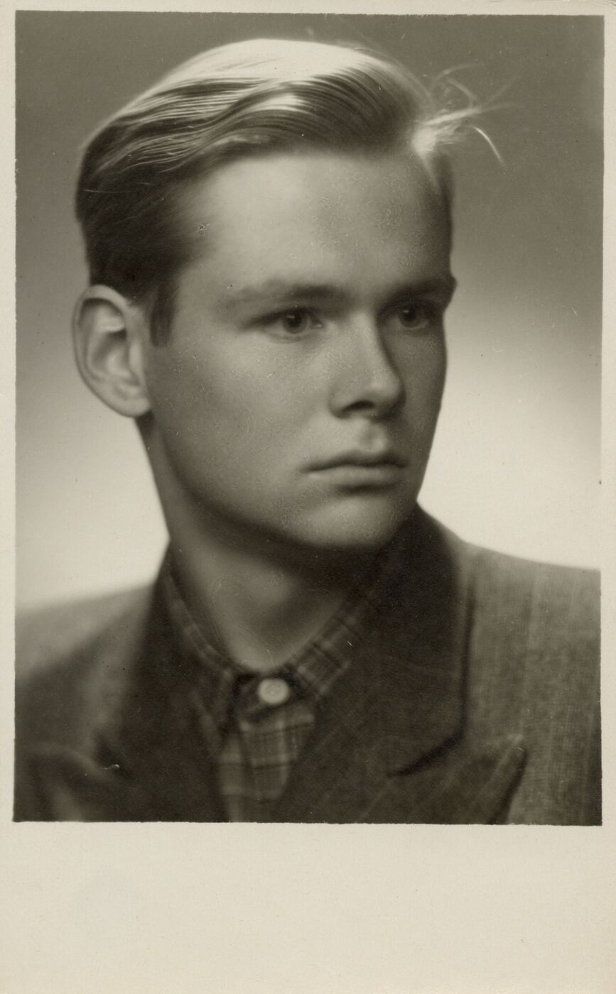 Nežinomas fotografas, Algis Ivanauskas