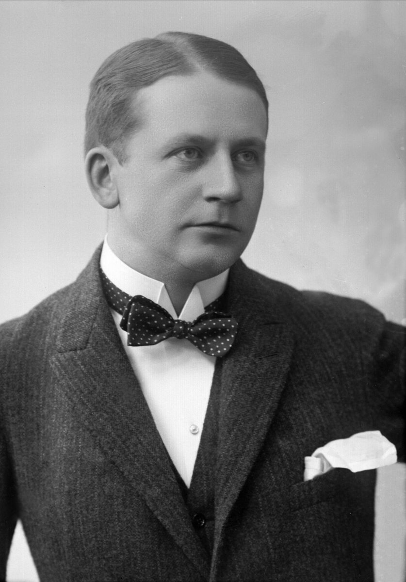 Gustav Borgen, NFB.27178