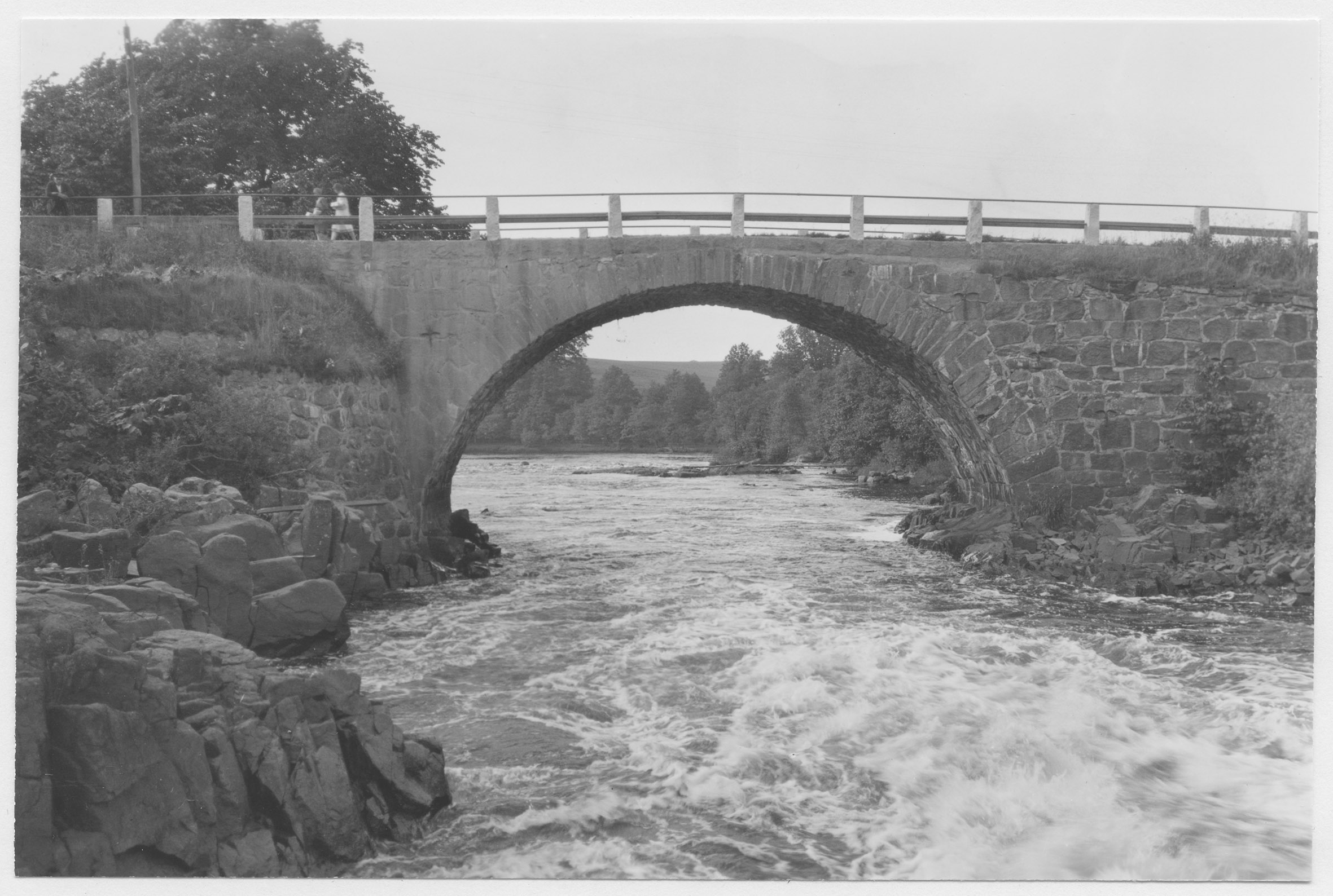 Mårten Sjöbeck, Stenbro över vattendraget mellan Kankesjön och Lagan