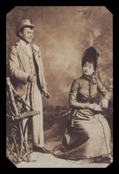 London Stereoscopic and Photographic Company, Guy Little Theatrical Photograph