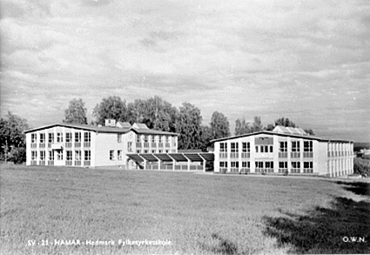 Anno Domkirkeodden, EKSTERIØR, HEDMARK FYLKESYRKESKOLE, RINGGT. 161, ANKERSKOGEN VIDEREGÅENDE SKOLE