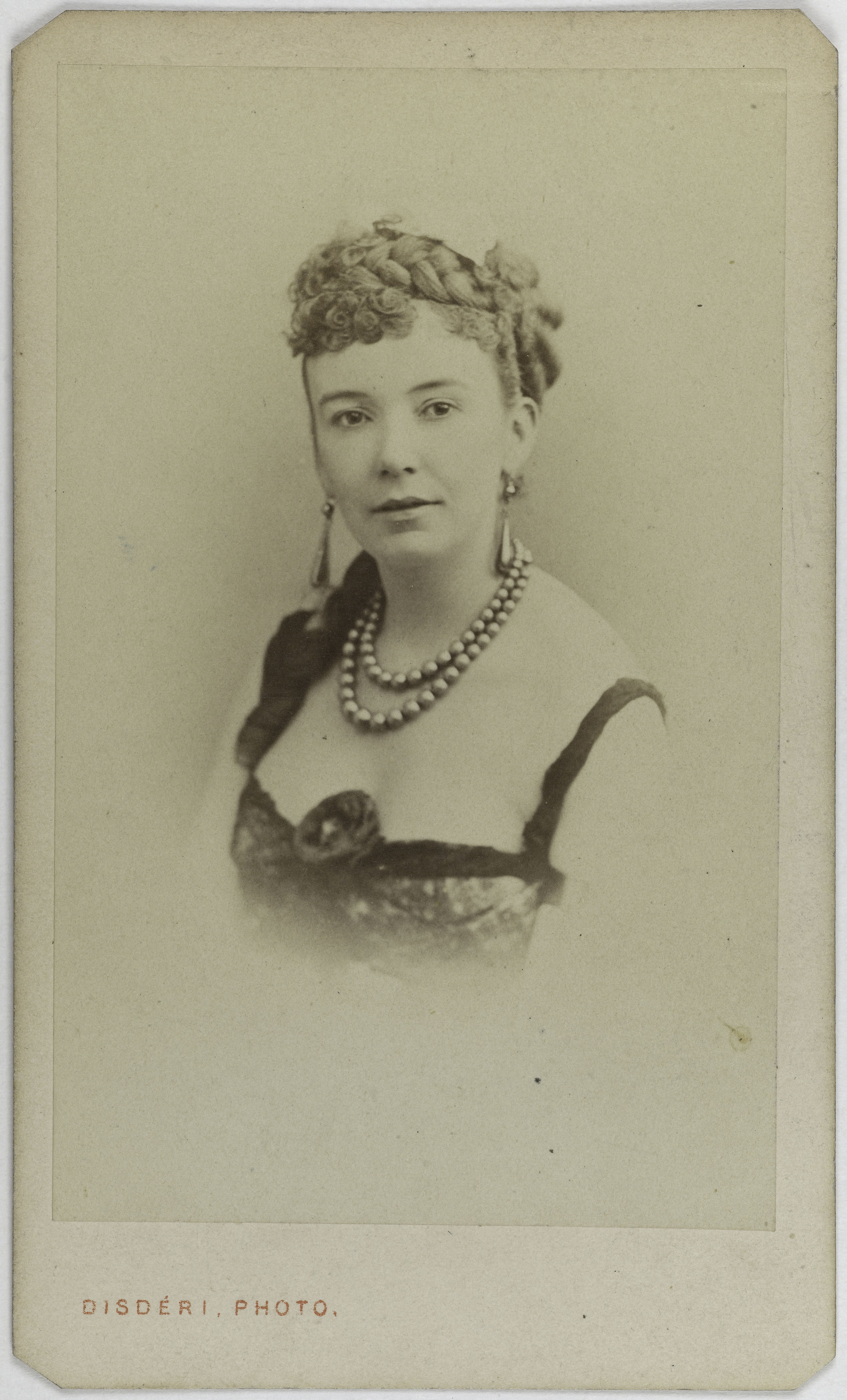 André-Adolphe-Eugène Disdéri, Portrait de Cora Pearl (Elisabeth Emma Crouch dite, 1835?-1886), courtisane