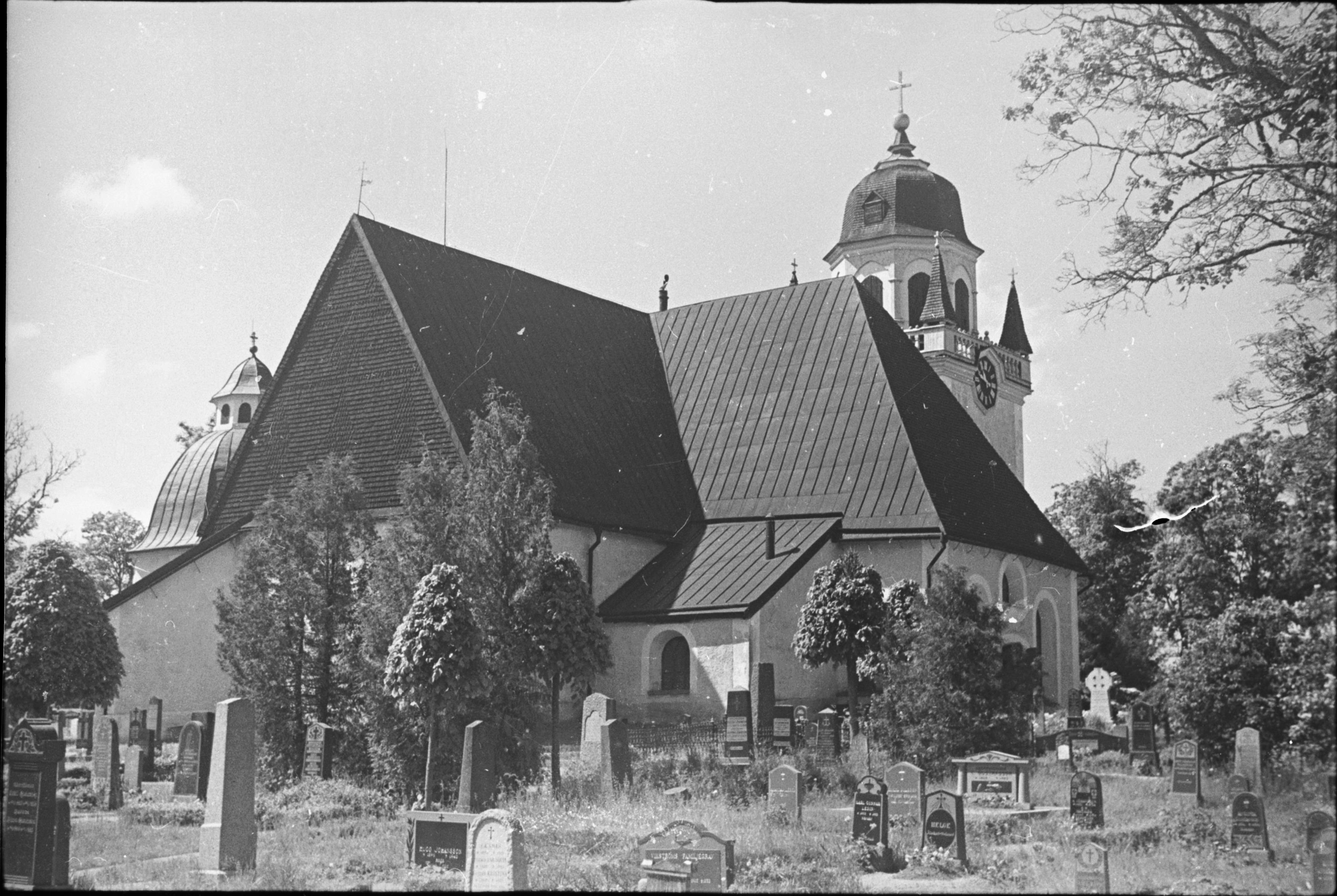 Bertil Berthelson, Säby kyrka