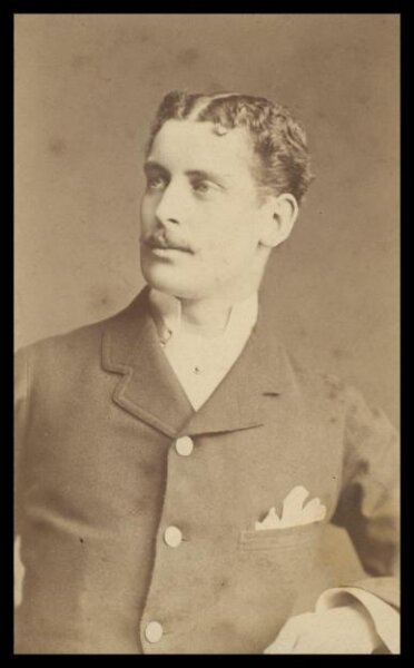 London Stereoscopic and Photographic Company, Guy Little Theatrical Photograph