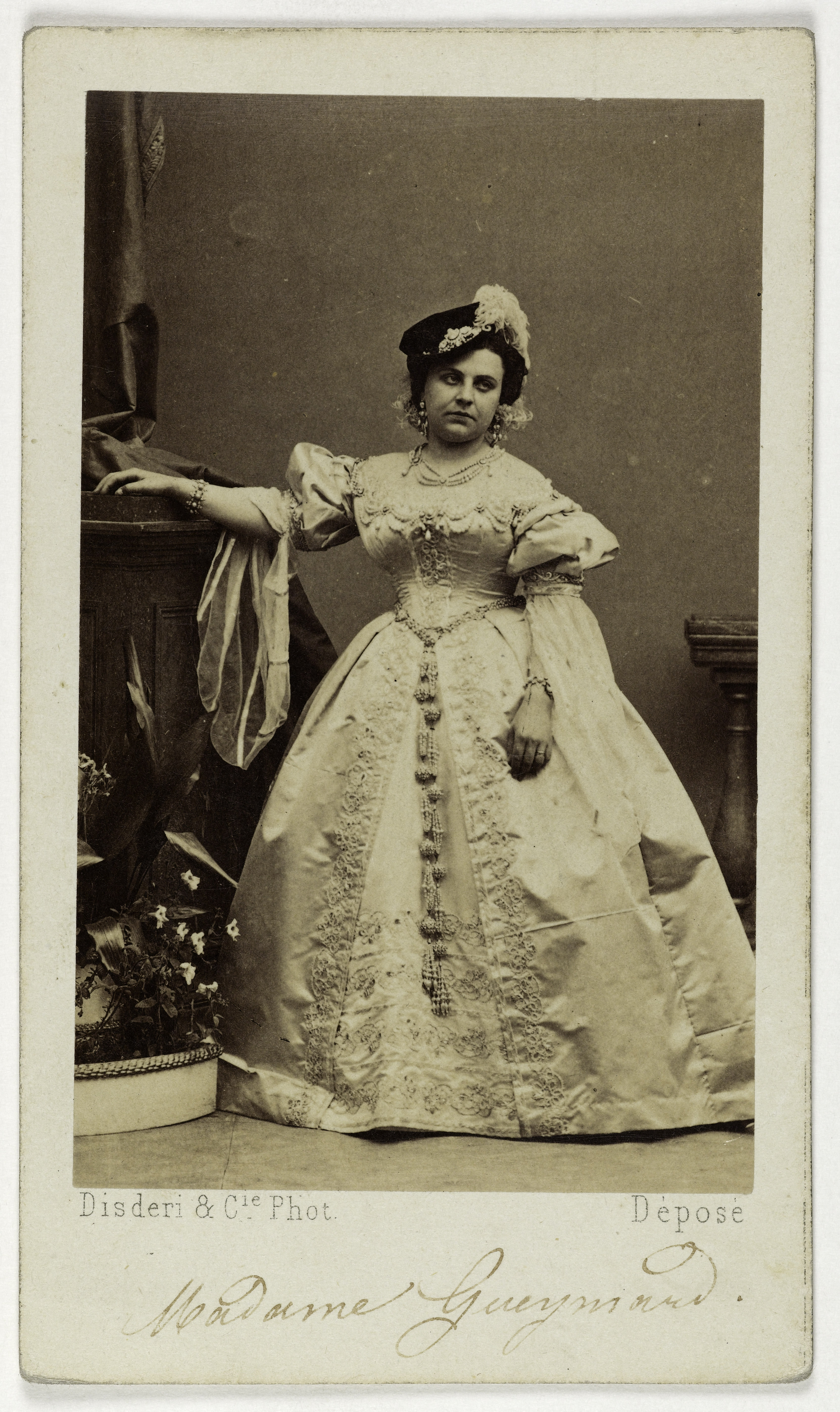 Disderi & Cie, Portrait de Gueymard Pauline, (1834-), (actrice, chanteuse lyrique)
